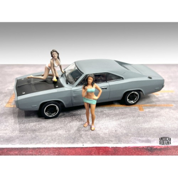 Figurki Car Wash Girl set #1 Dorothy & Barbara - skala 1:43 - American Diorama